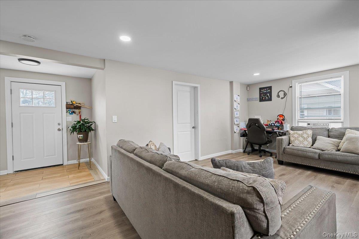 #8 photo, 24 Rockwell Avenue, Middletown , NY 10940