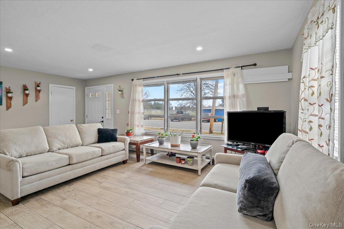 #8 photo, 10 Wisner Avenue, Middletown , NY 10940