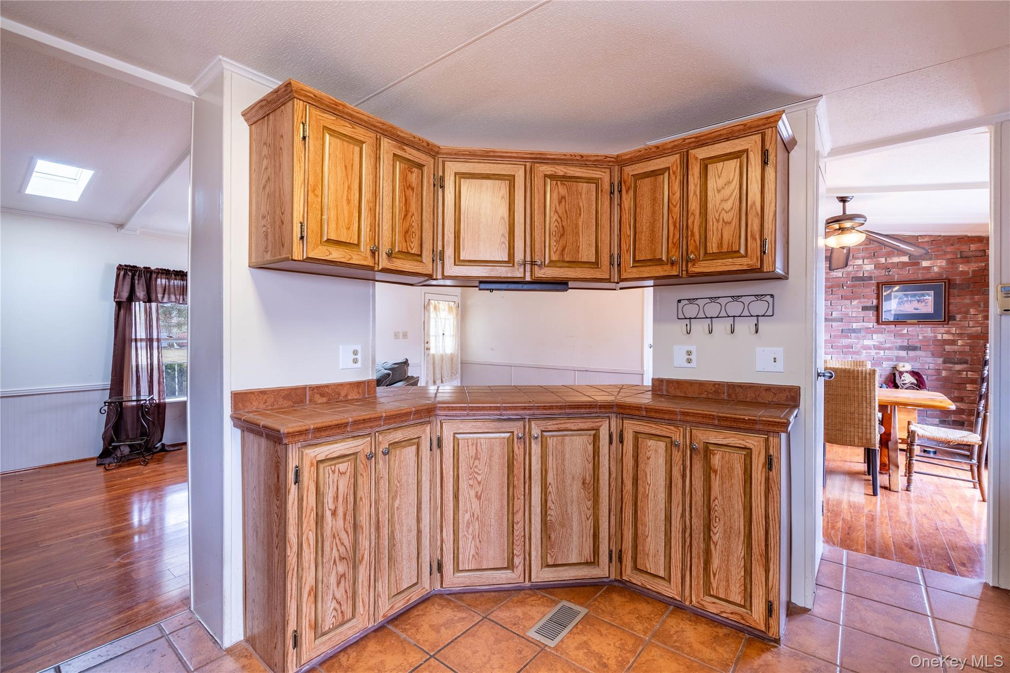 #5 photo, 10 Apple Lane, New Paltz , NY 12561