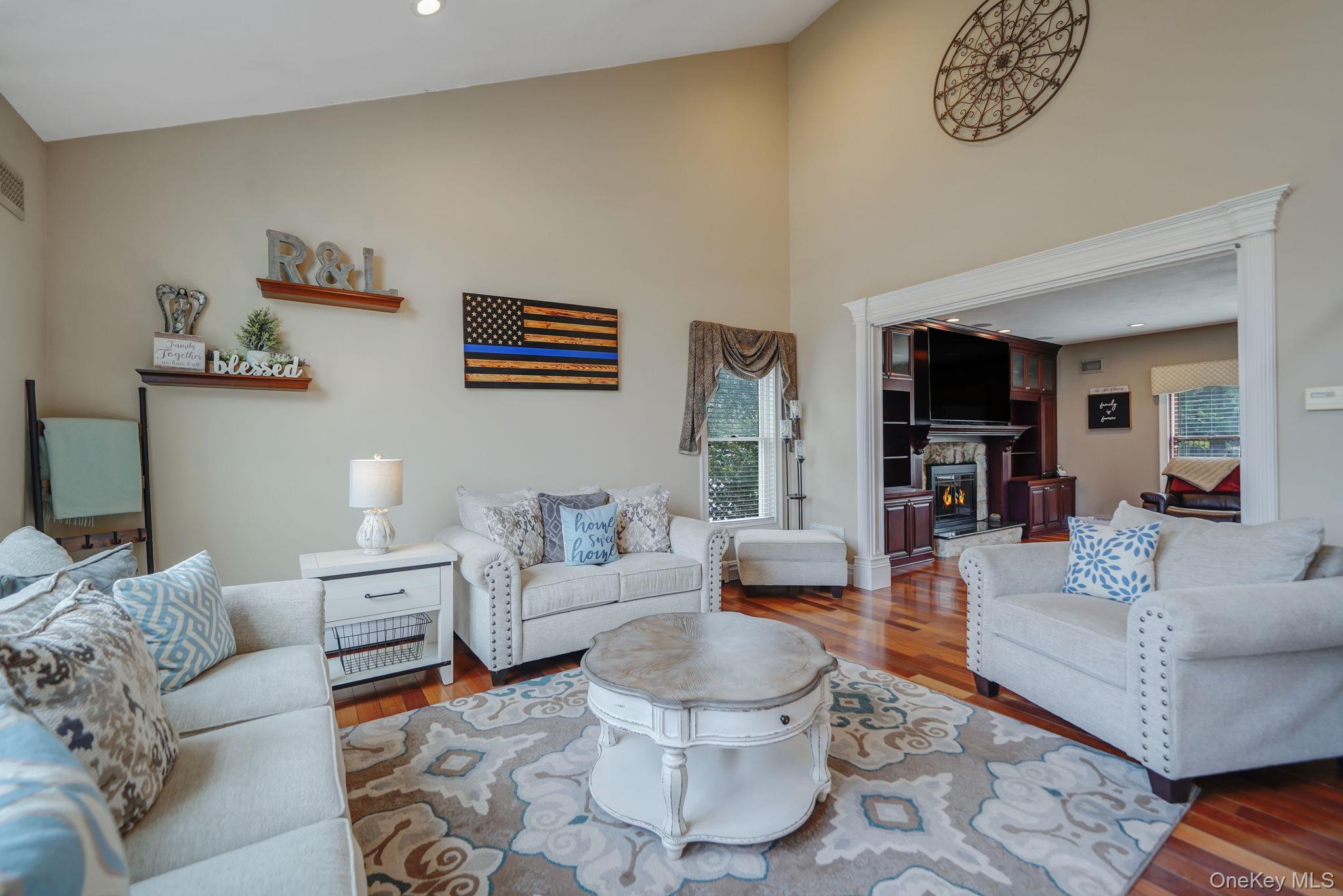 #17 photo, 8 Kimberly Court, সাফোক কাউন্টি Manorville , NY 11949