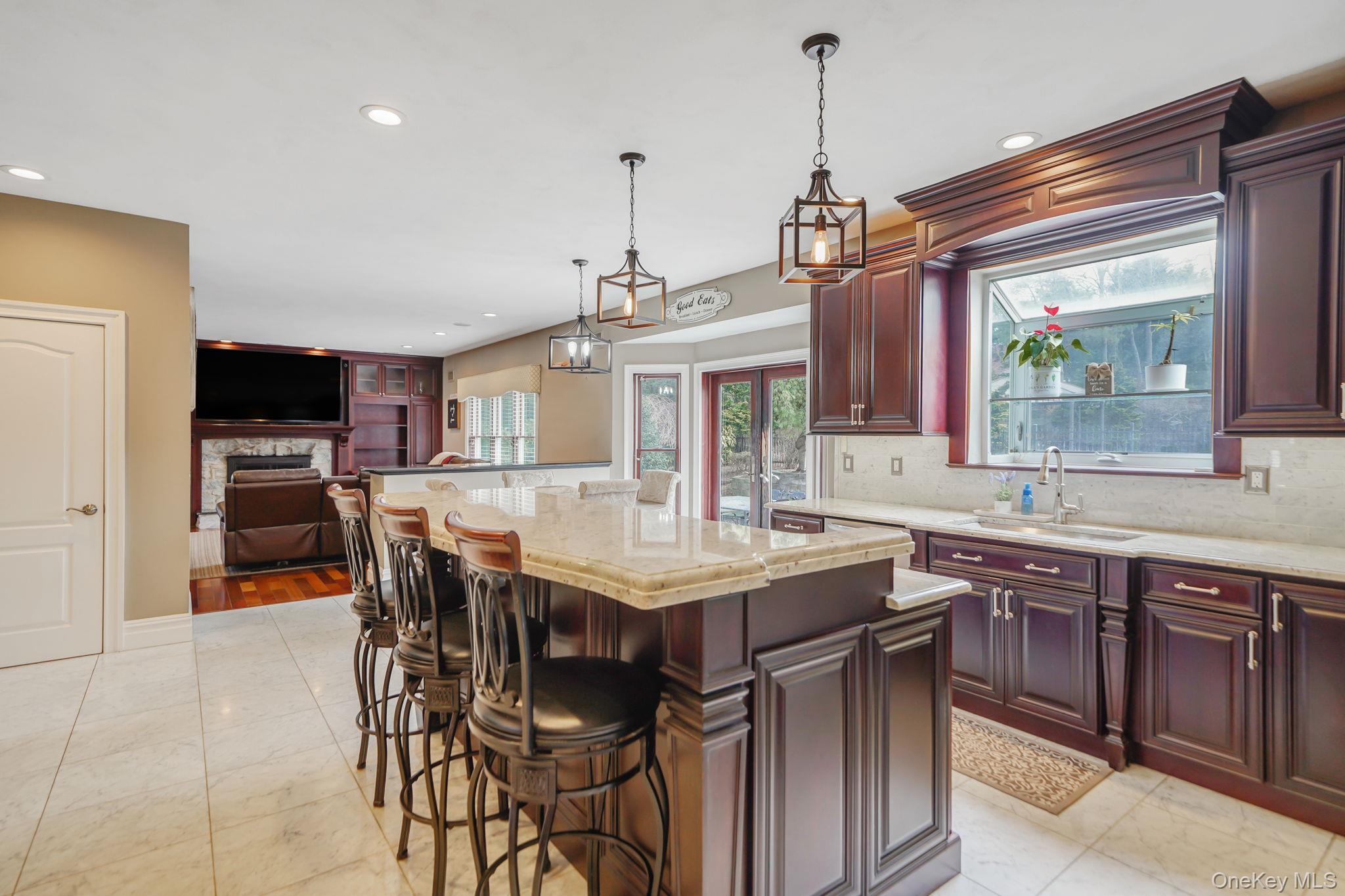 #5 photo, 8 Kimberly Court, সাফোক কাউন্টি Manorville , NY 11949