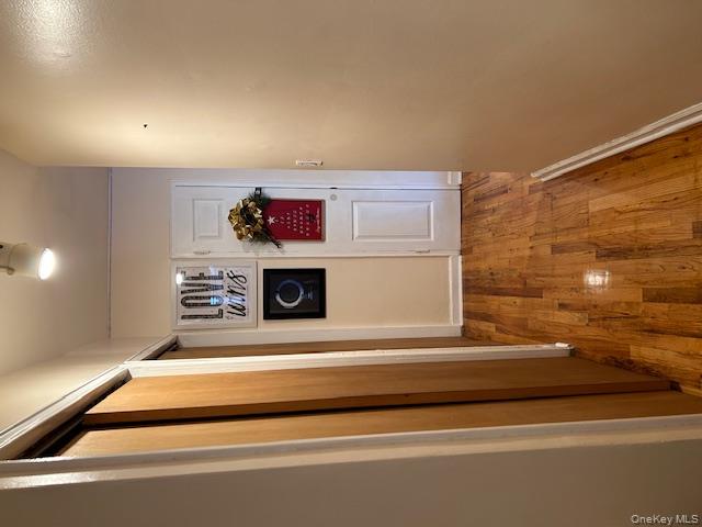 #8 photo, 7510 Yellowstone Boulevard, Rego Park , NY 11374