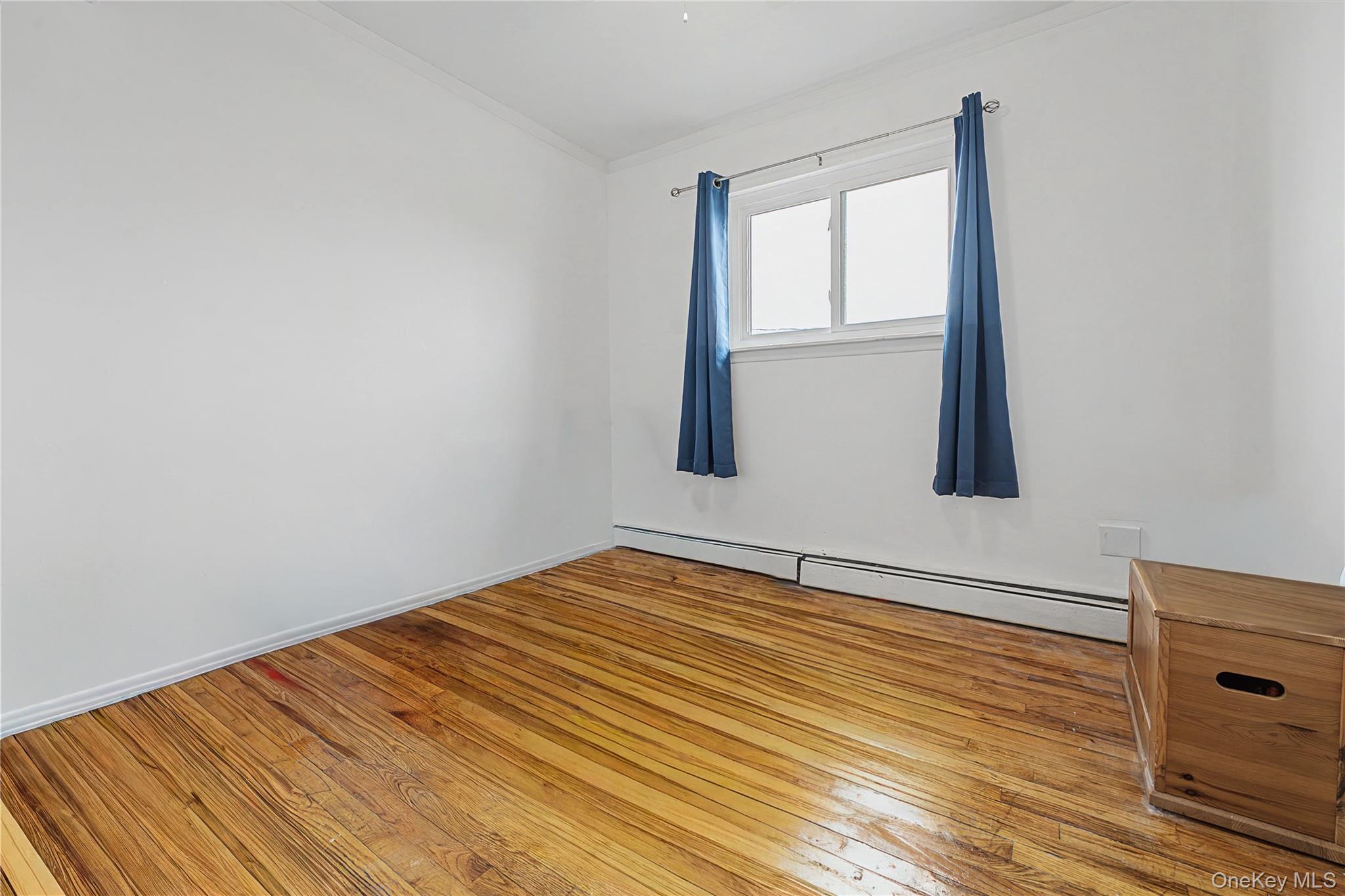 #6 photo, 46 S 26th Street, সাফোক কাউন্টি Wyandanch , NY 11798