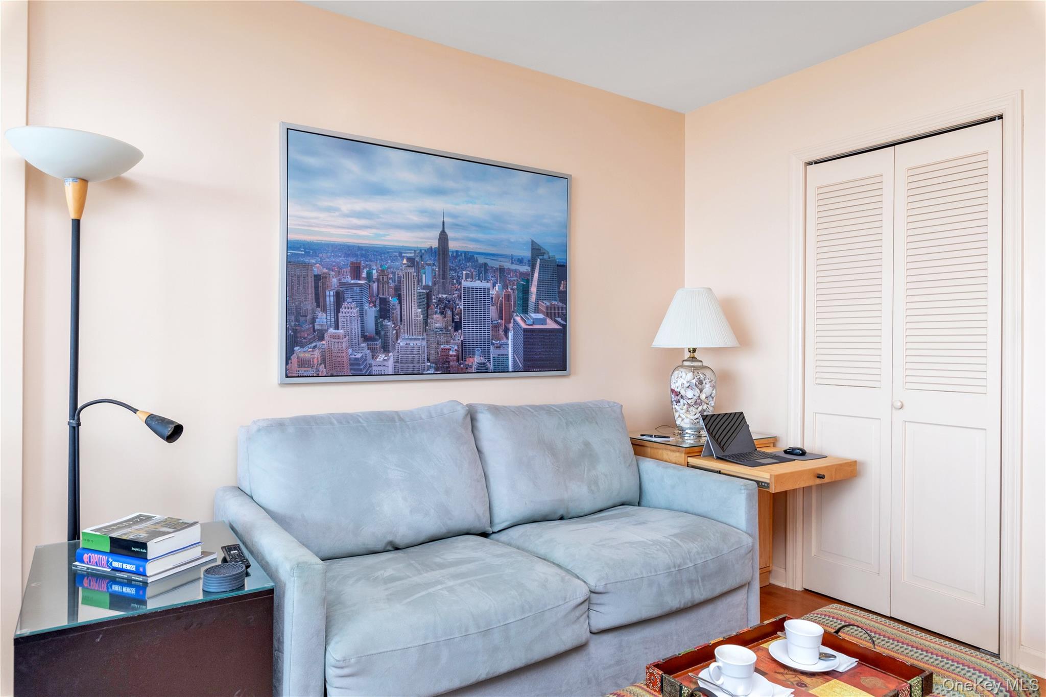 #2 photo, 830 Shore Road, নাসাউ কাউন্টি Long Beach , NY 11561