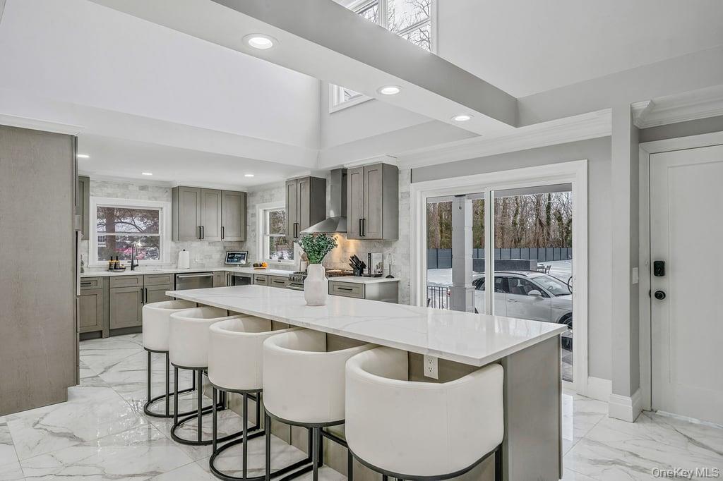 #12 photo, 68 Fort Salonga Road, সাফোক কাউন্টি Northport , NY 11768