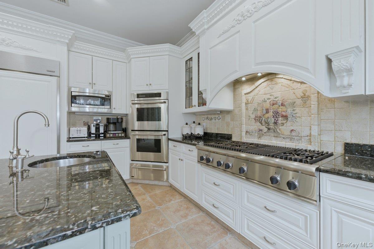 #13 photo, 17 Plover Lane, সাফোক কাউন্টি Lloyd Harbor , NY 11743