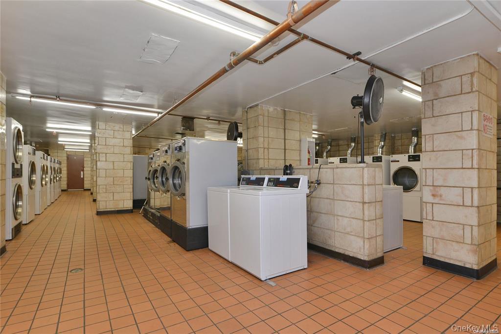 #12 photo, 61-20 Grand Central Parkway, Forest Hills , NY 11375