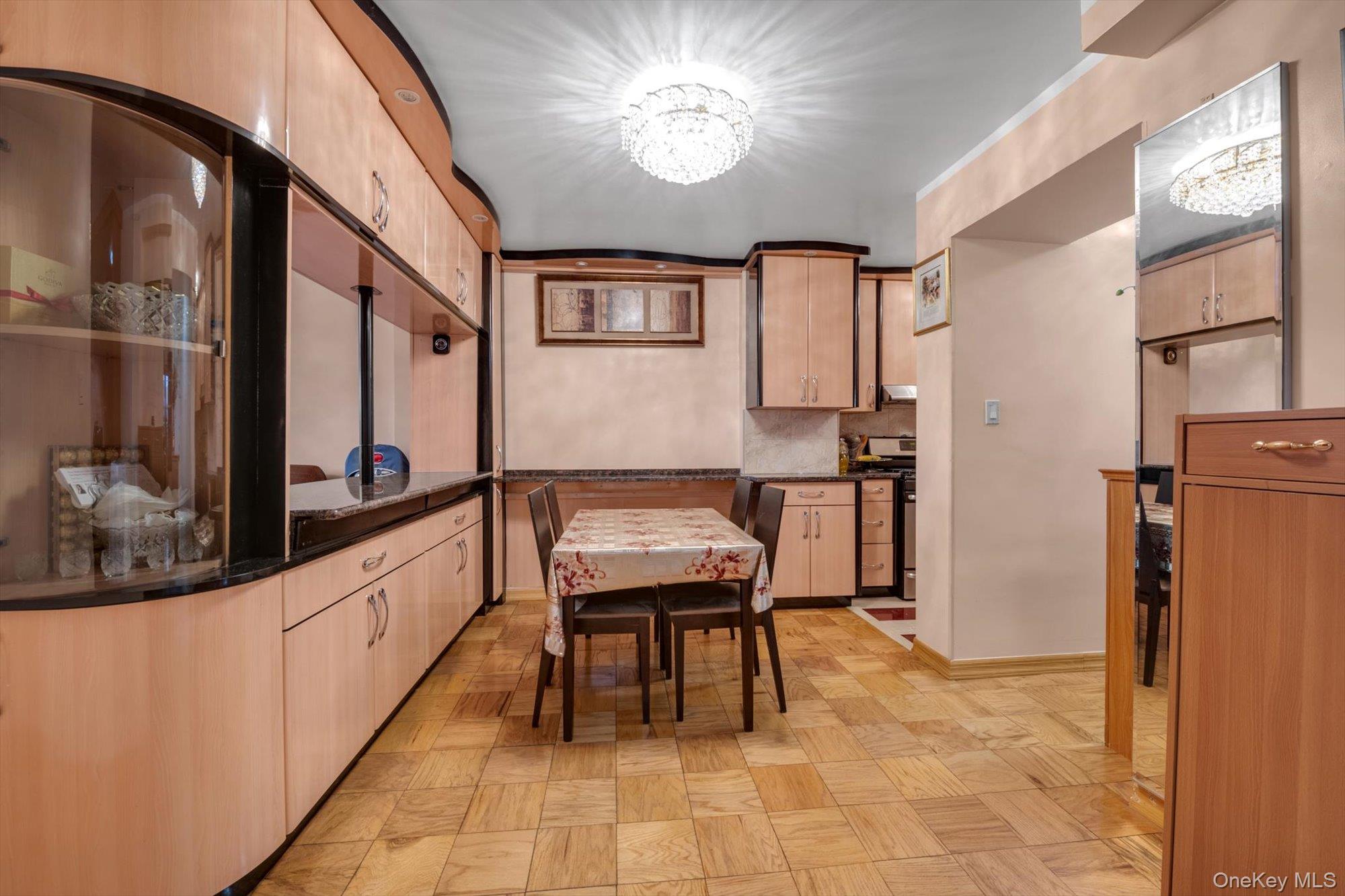 #6 photo, 61-20 Grand Central Parkway, Forest Hills , NY 11375