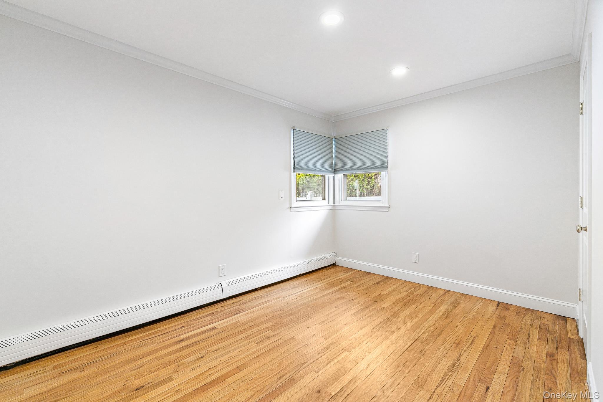 #18 photo, 1334 Lake Shore Drive, নাসাউ কাউন্টি Massapequa Park , NY 11762