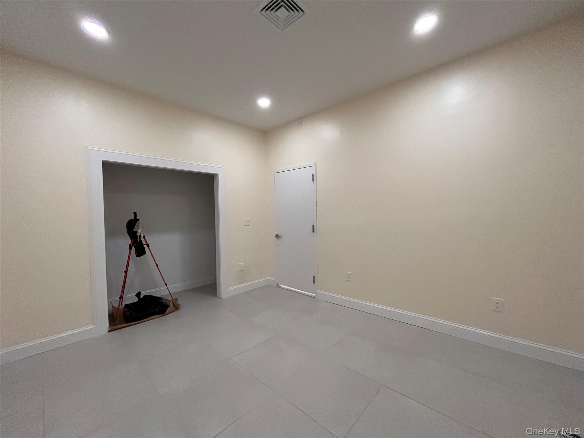 #9 photo, 444 Willis Avenue, নাসাউ কাউন্টি Roslyn , NY 11577