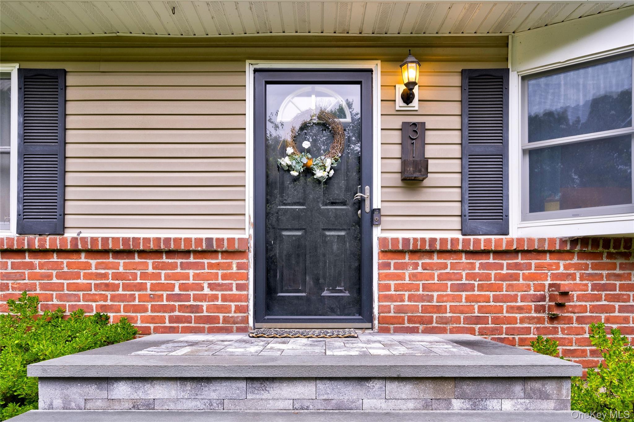 #4 photo, 31 Circle Drive, East Northport , NY 11731