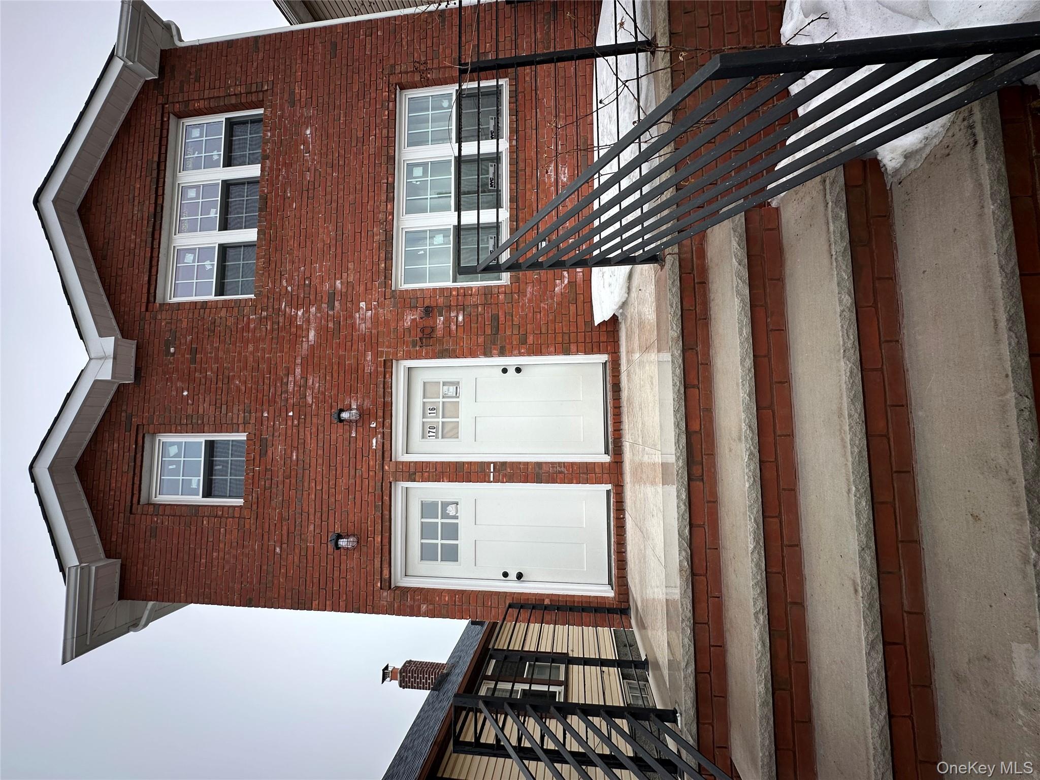 #8 photo, 17016 143rd Road, Jamaica , NY 11434