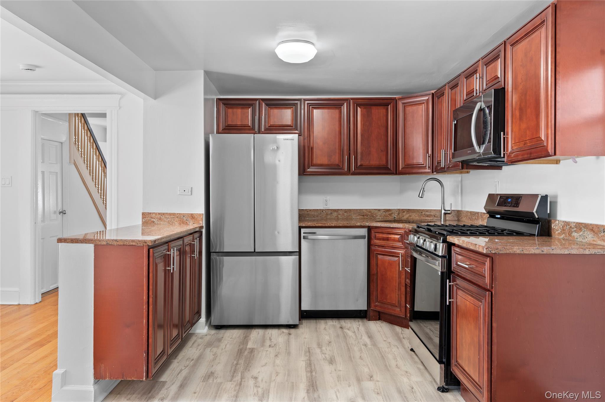 #8 photo, 50 Rogers Street, Tuckahoe , NY 10707