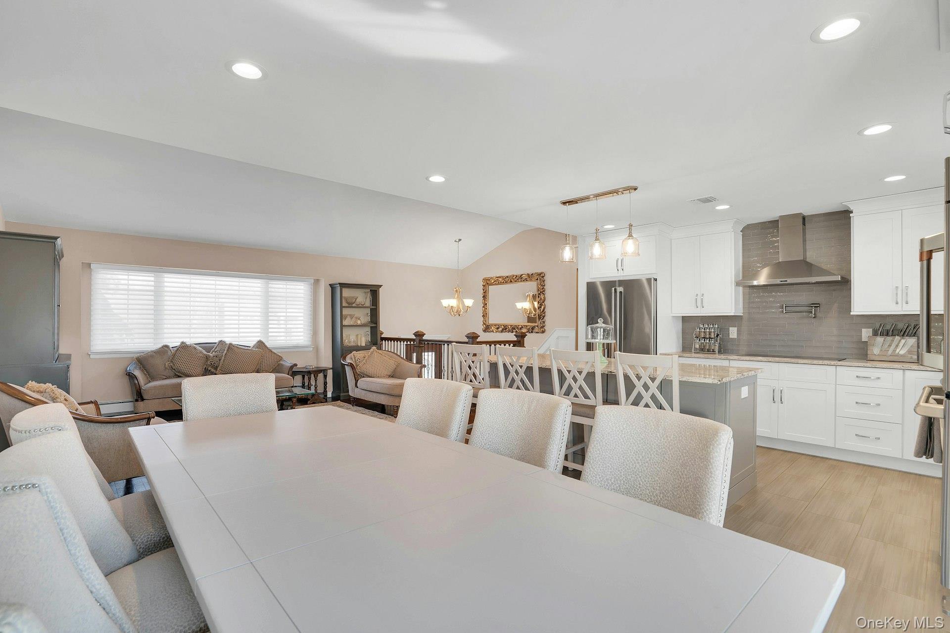 #9 photo, 108 Hayrick Lane, সাফোক কাউন্টি Commack , NY 11725