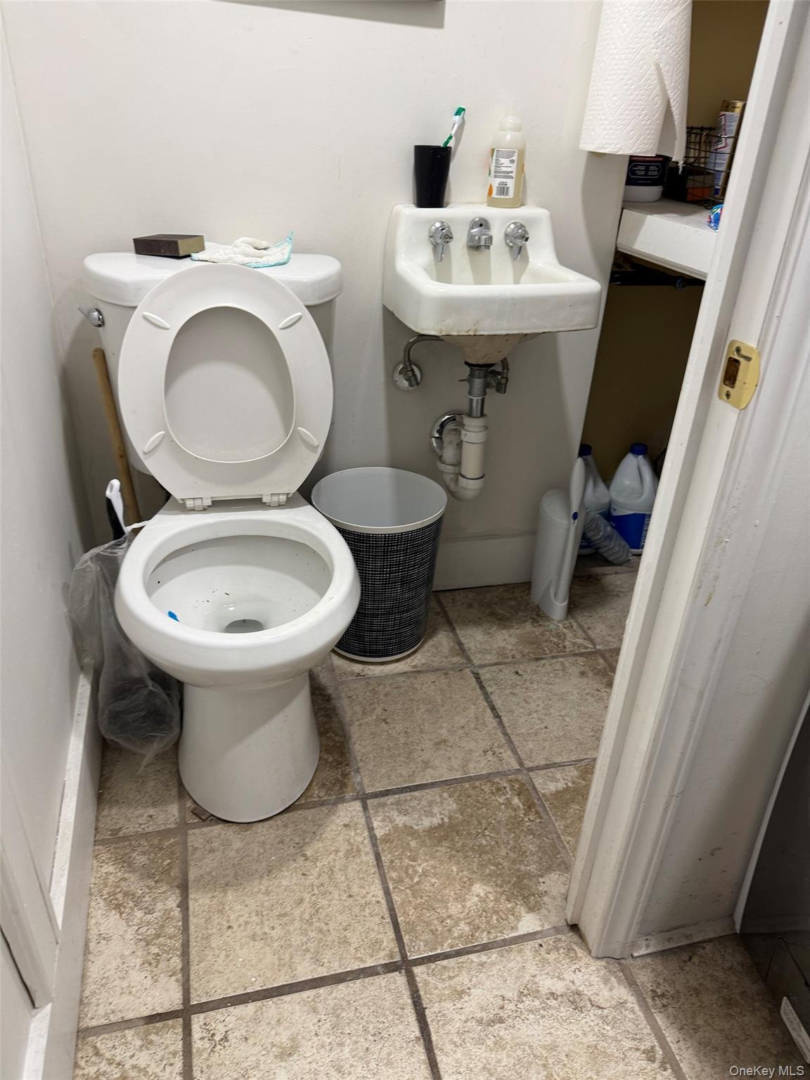 #17 photo, 16904 22ND Avenue, Whitestone , NY 11357