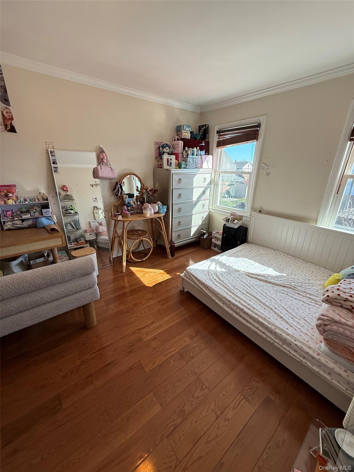 #5 photo, 16904 22ND Avenue, Whitestone , NY 11357