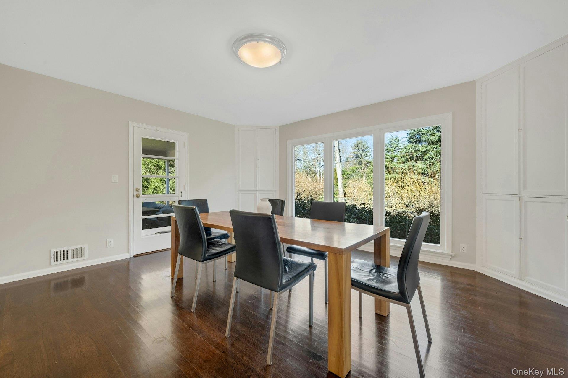 #8 photo, 58 Mamaroneck Road, Scarsdale , NY 10583