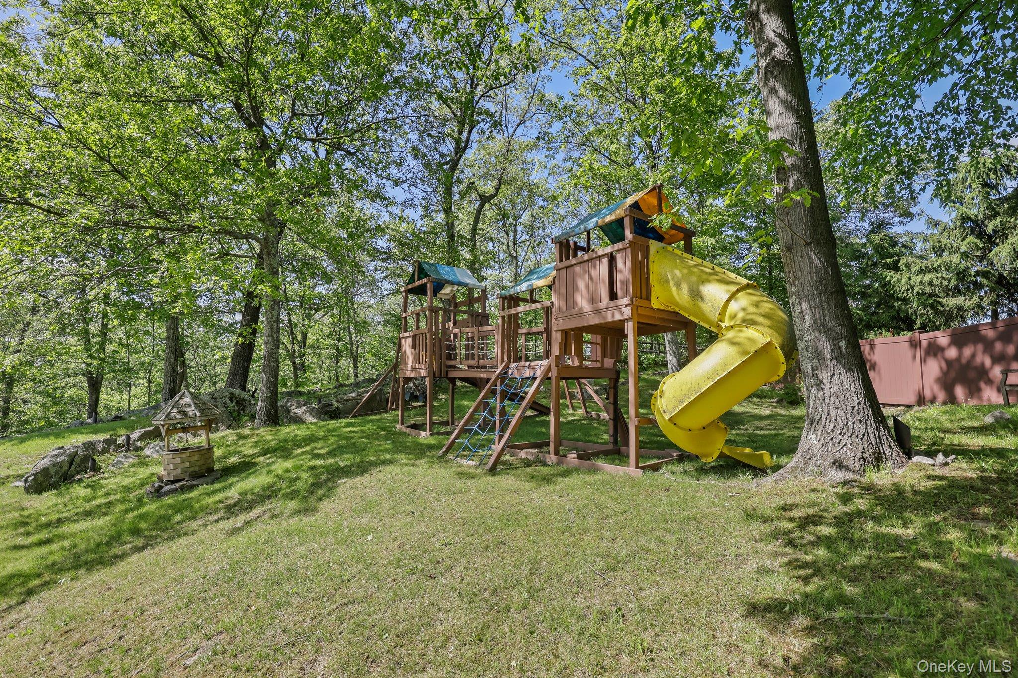 #12 photo, 24 Jackson Road, Mahopac , NY 10541