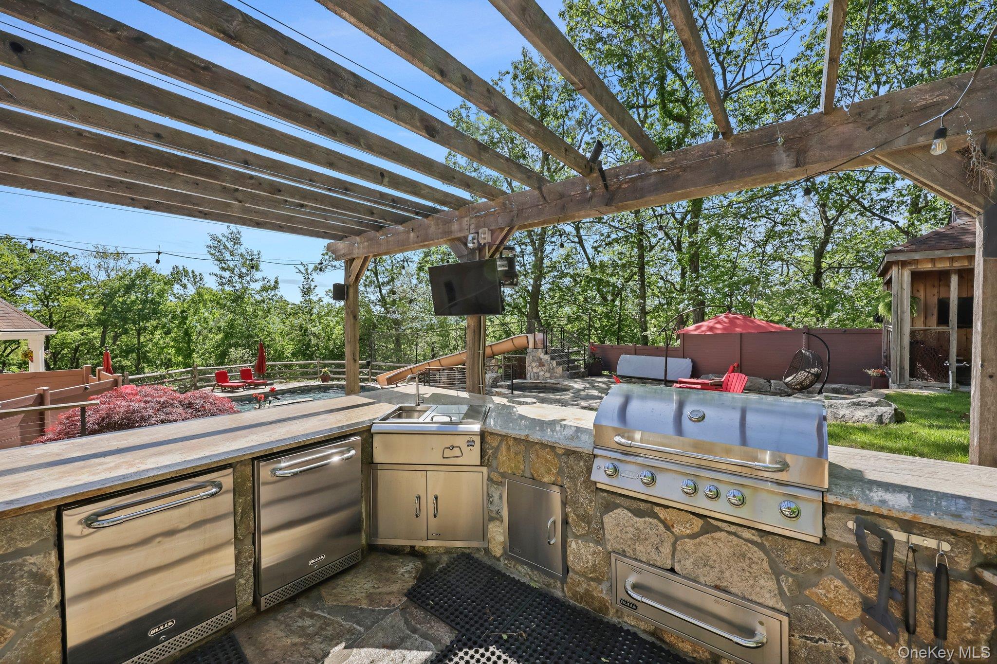 #8 photo, 24 Jackson Road, Mahopac , NY 10541