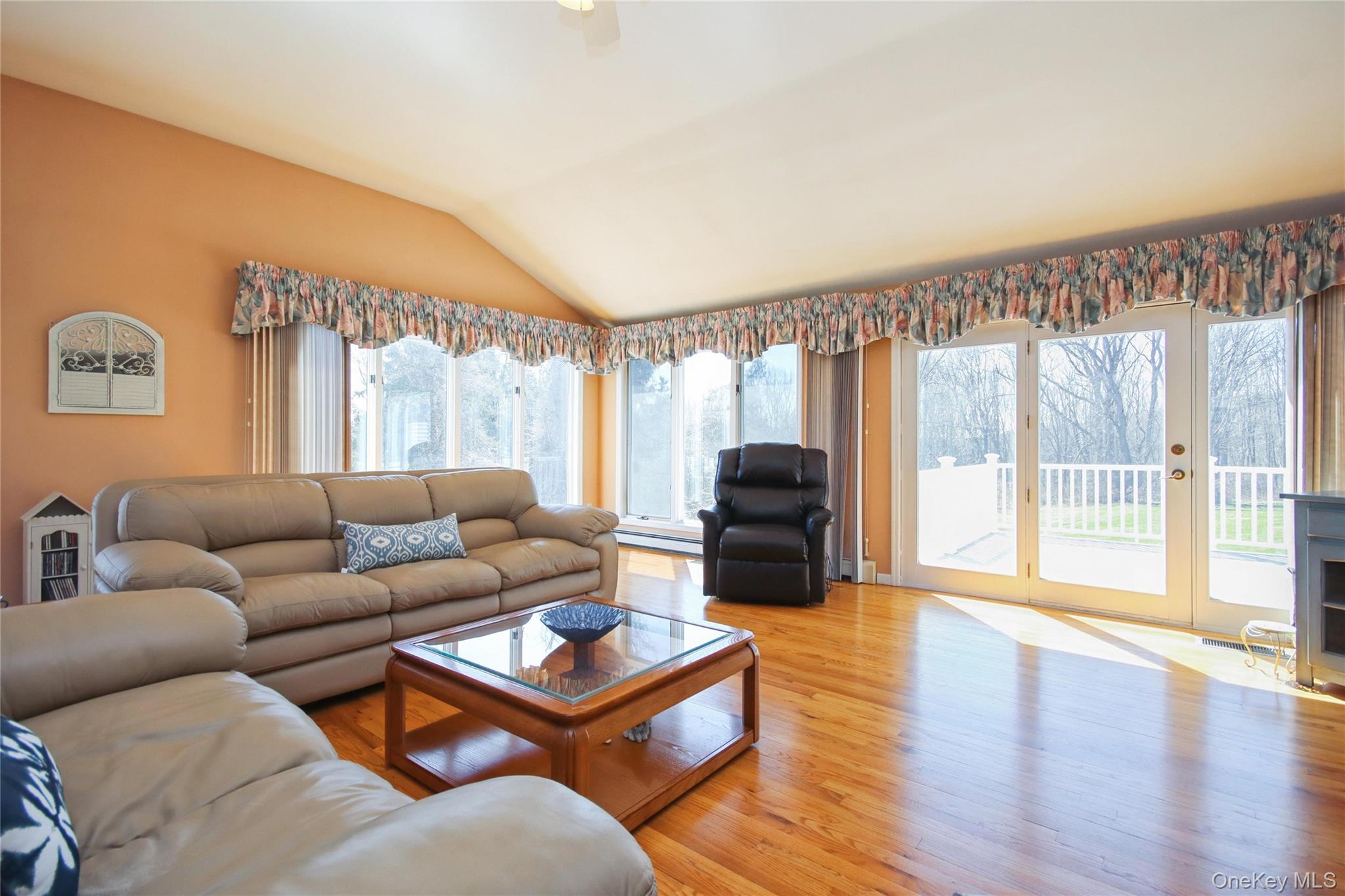 #18 photo, 94 Stowe Drive, 紐約州 Poughquag , NY 12570