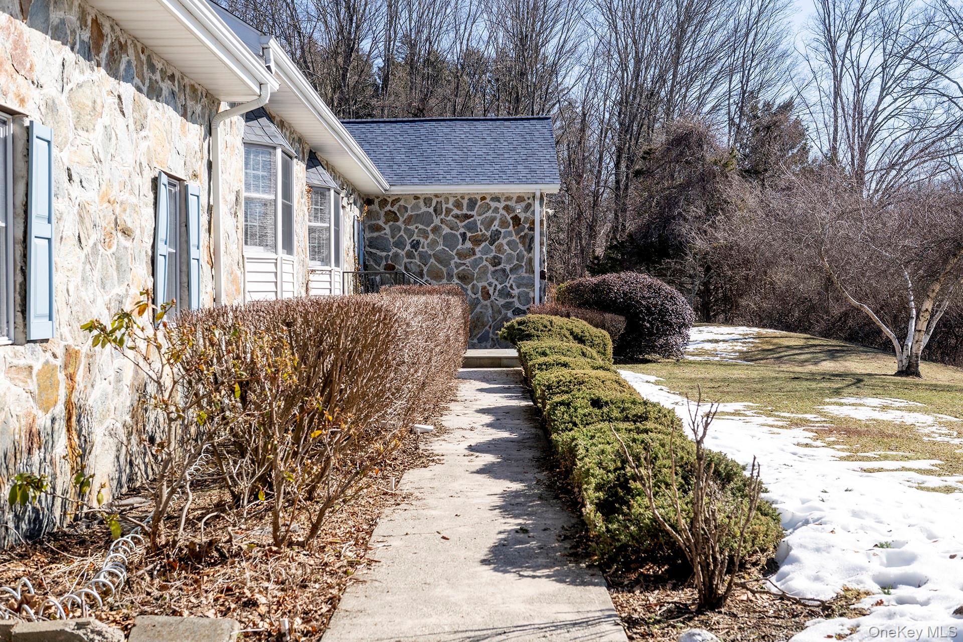 #5 photo, 4388 Route 82, Millbrook , NY 12545