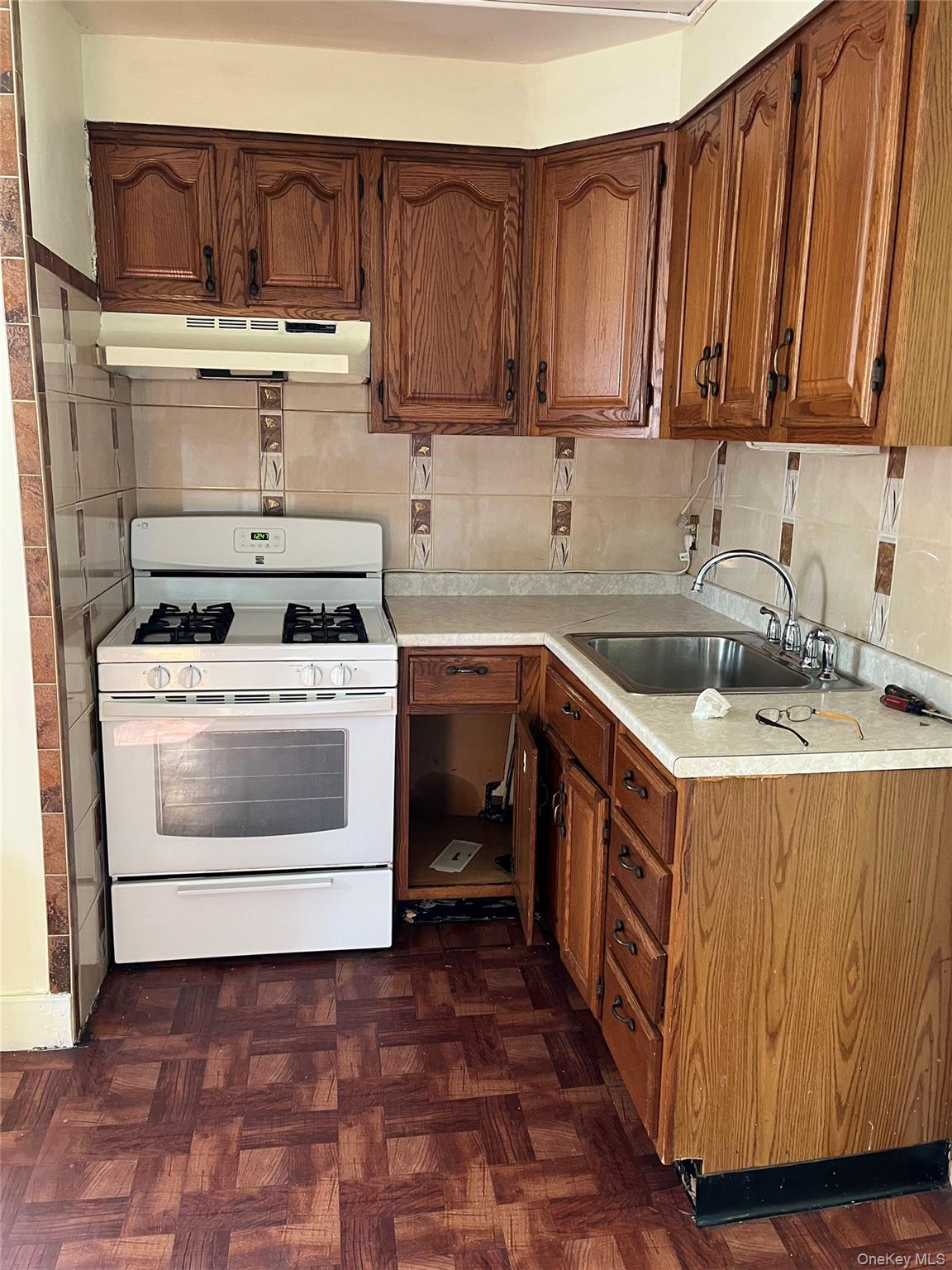 #14 photo, 116 Gavin Street, Yonkers , NY 10701