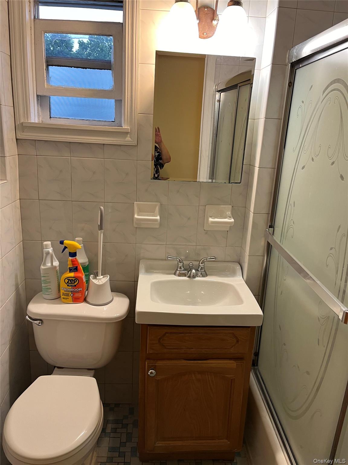 #5 photo, 116 Gavin Street, Yonkers , NY 10701