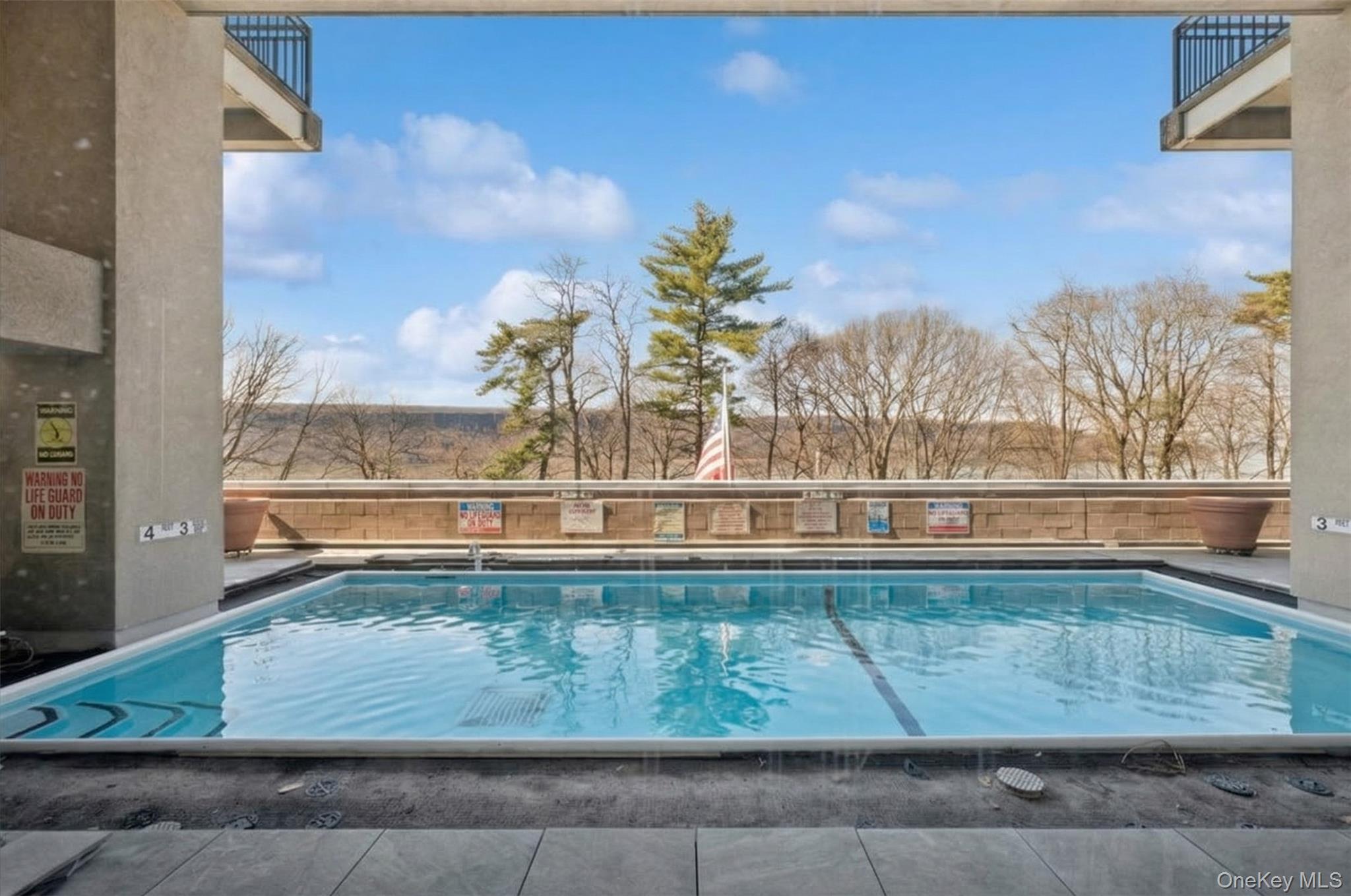 #1 photo, 1020 Warburton Avenue, 纽约州 Yonkers , NY 10701