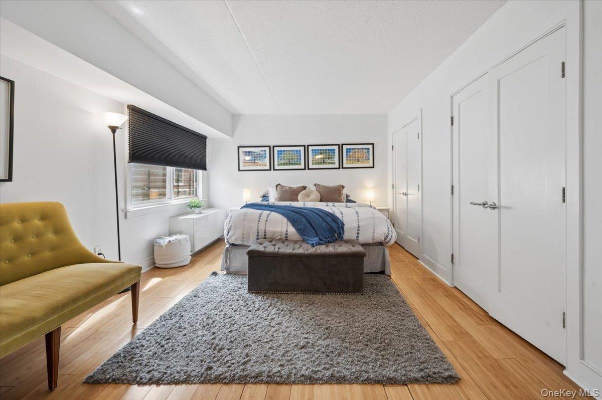 #13 photo, 1020 Warburton Avenue, 纽约州 Yonkers , NY 10701