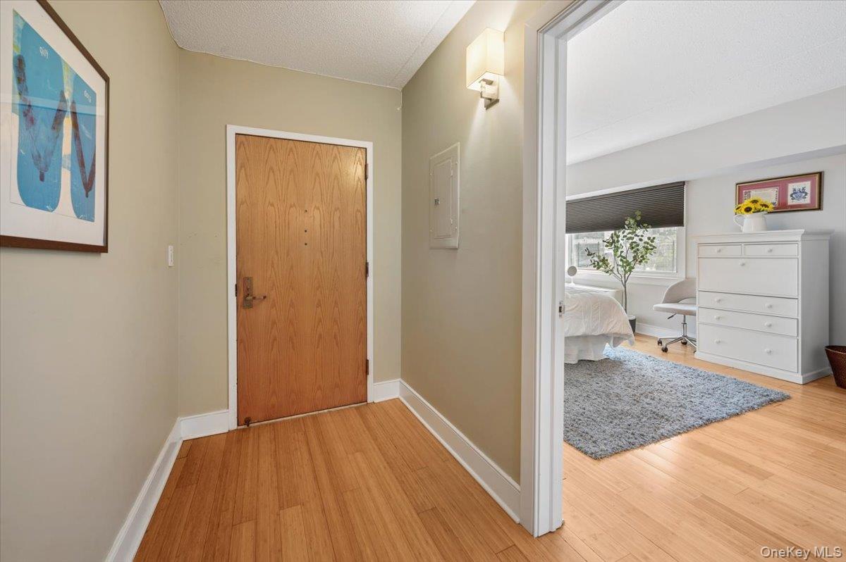 #4 photo, 1020 Warburton Avenue, 纽约州 Yonkers , NY 10701