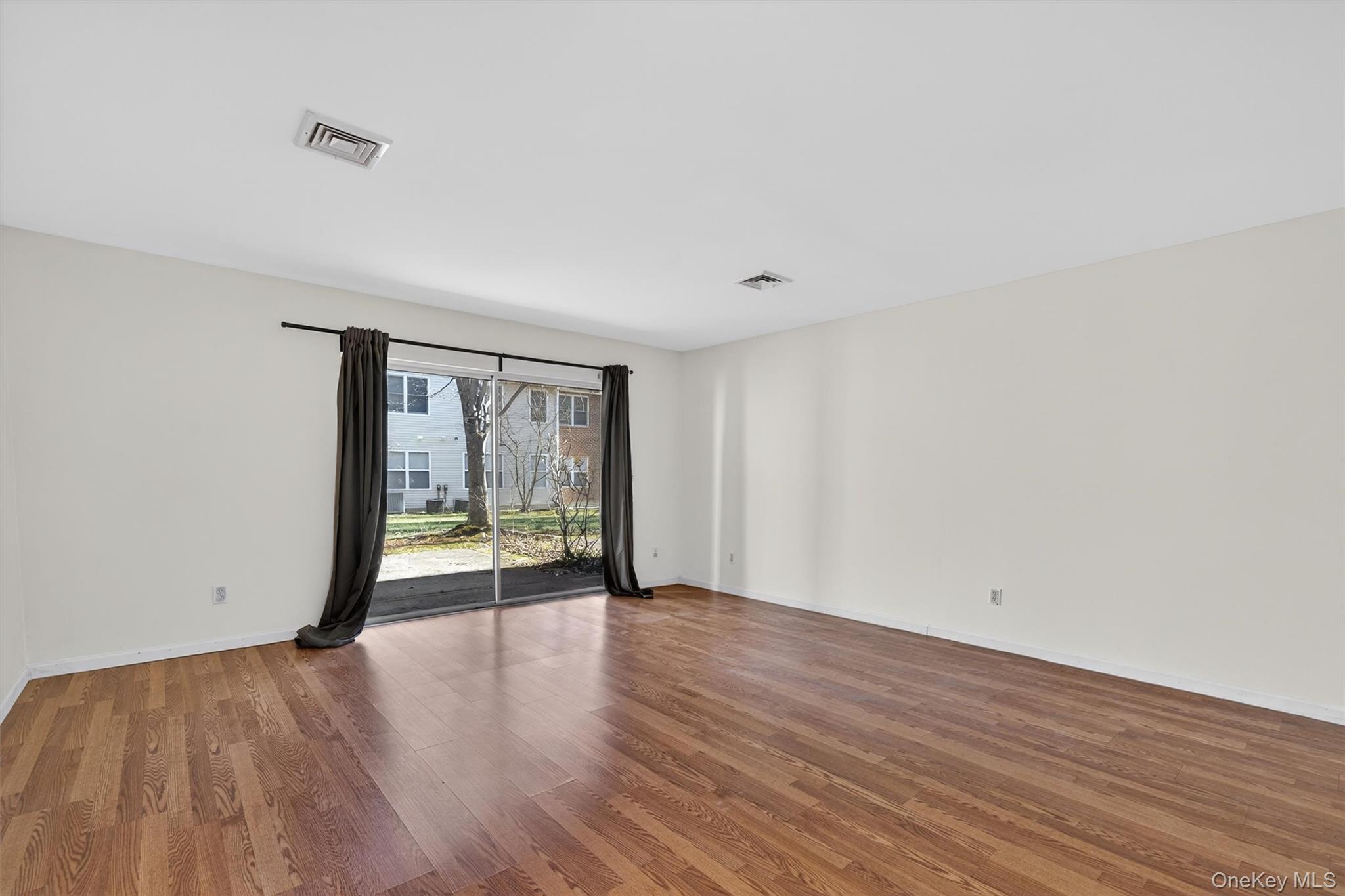 #8 photo, 51 Deer Ct Drive, Middletown , NY 10940