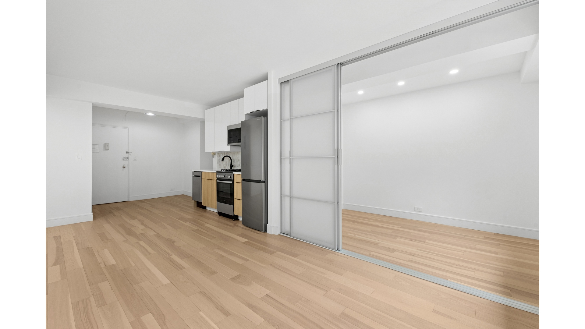 #6 photo, 225 E 46TH Street, मैनहटन Turtle Bay , NY 10017