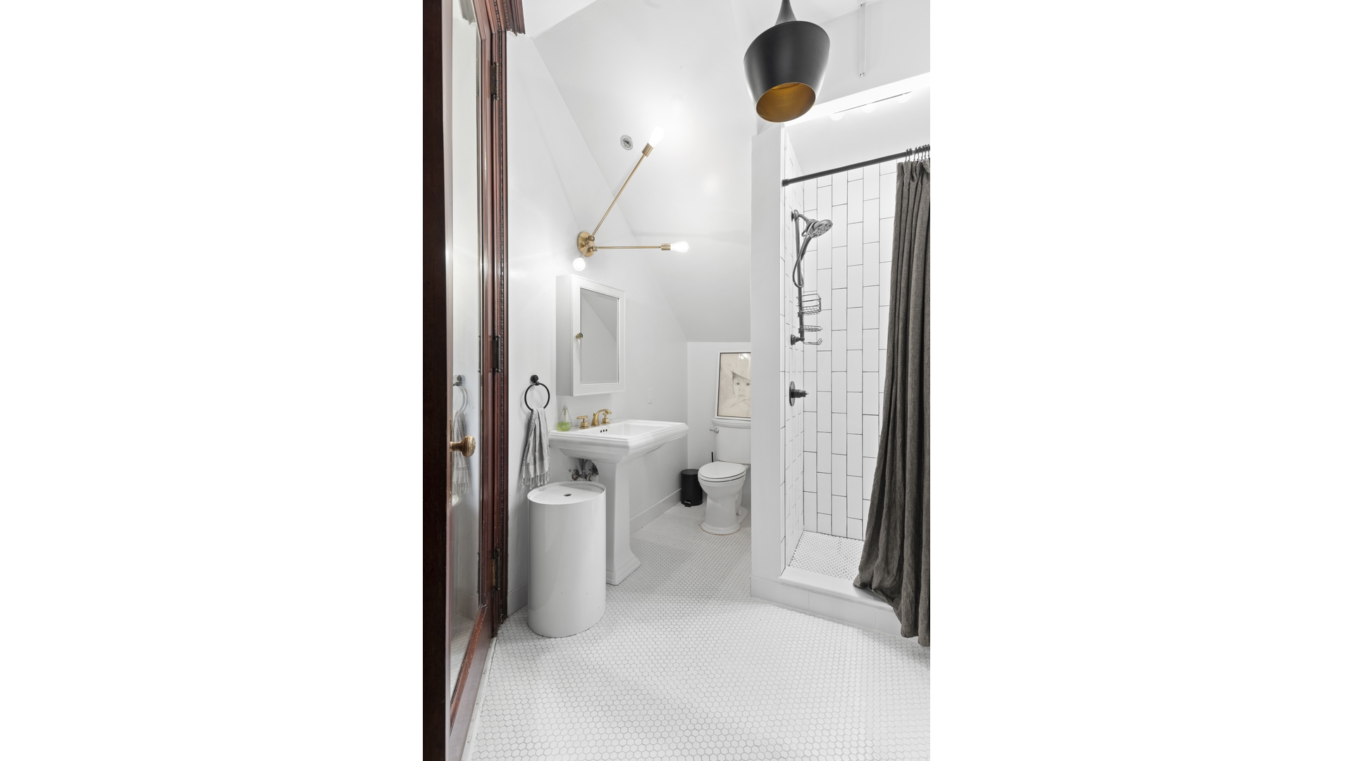 #12 photo, 142 W 76TH Street, Upper West Side , NY 10023