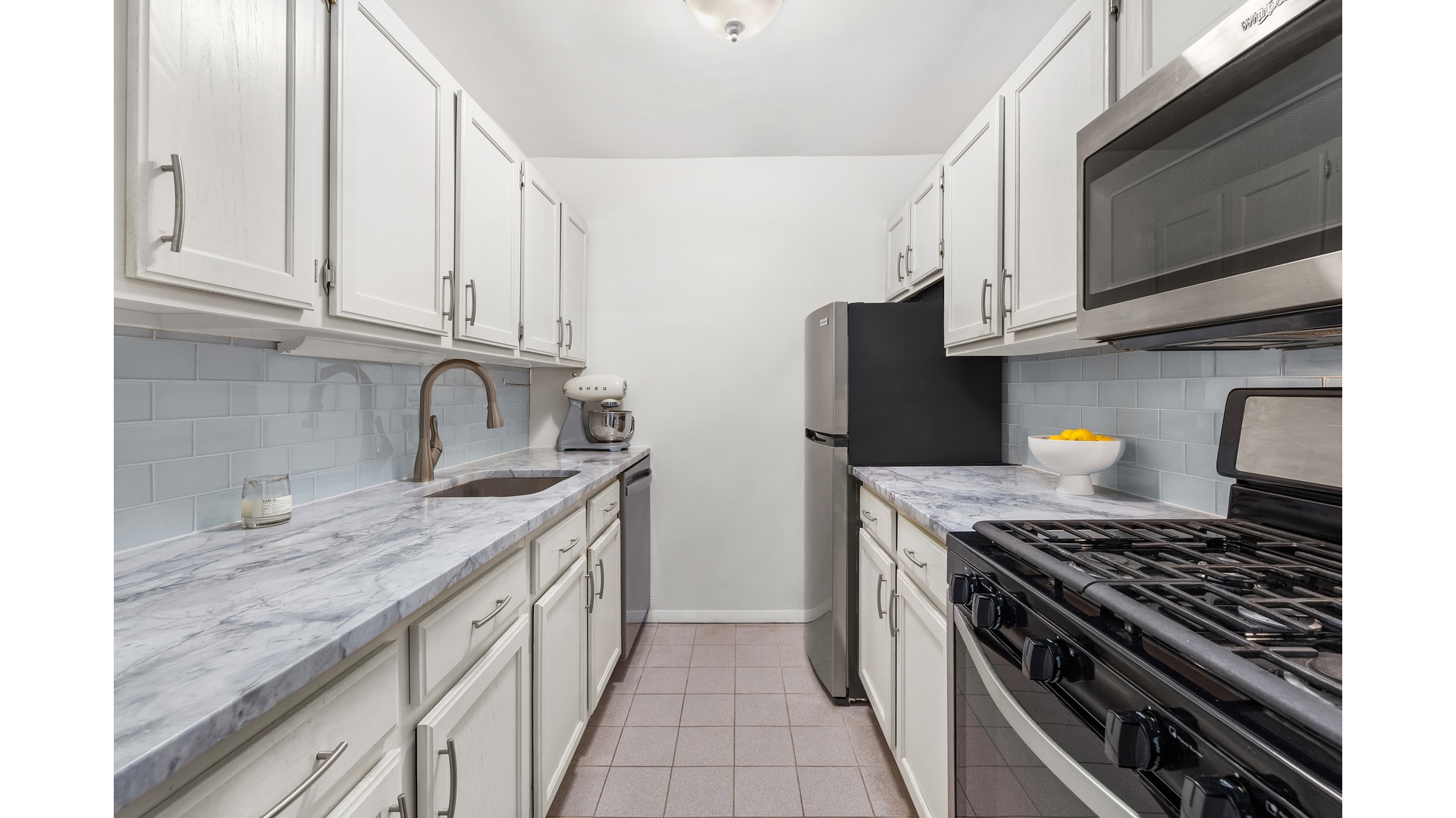 #4 photo, 205 3RD Avenue, Gramercy Park , NY 10003