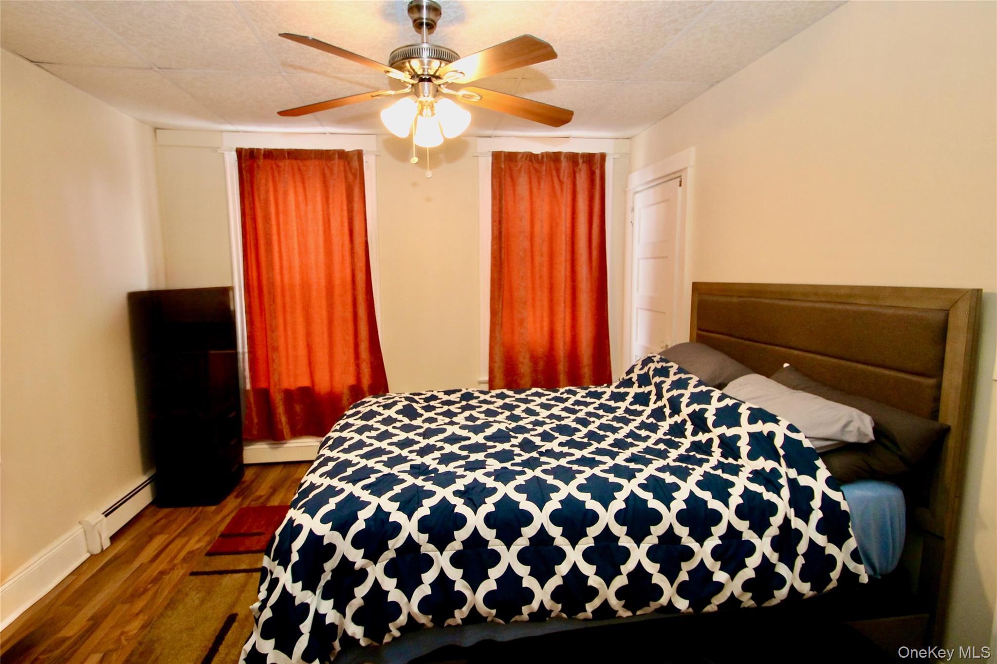 #19 photo, 6622 79th Place, কুইন্‌স Middle Village , NY 11379