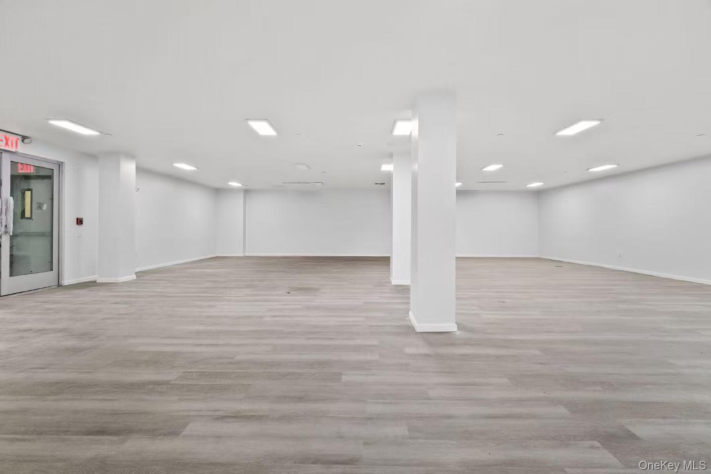 #4 photo, 13119 Fowler Avenue, Flushing , NY 11355