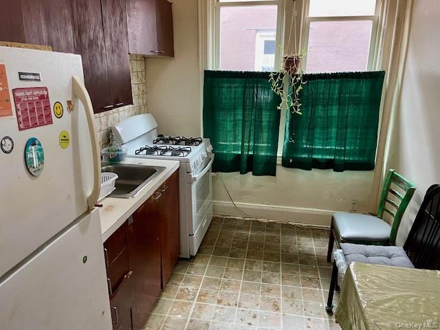 #5 photo, 39-47 49th Street, Sunnyside , NY 11104