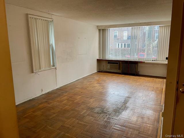 #7 photo, 39-47 49th Street, Sunnyside , NY 11104