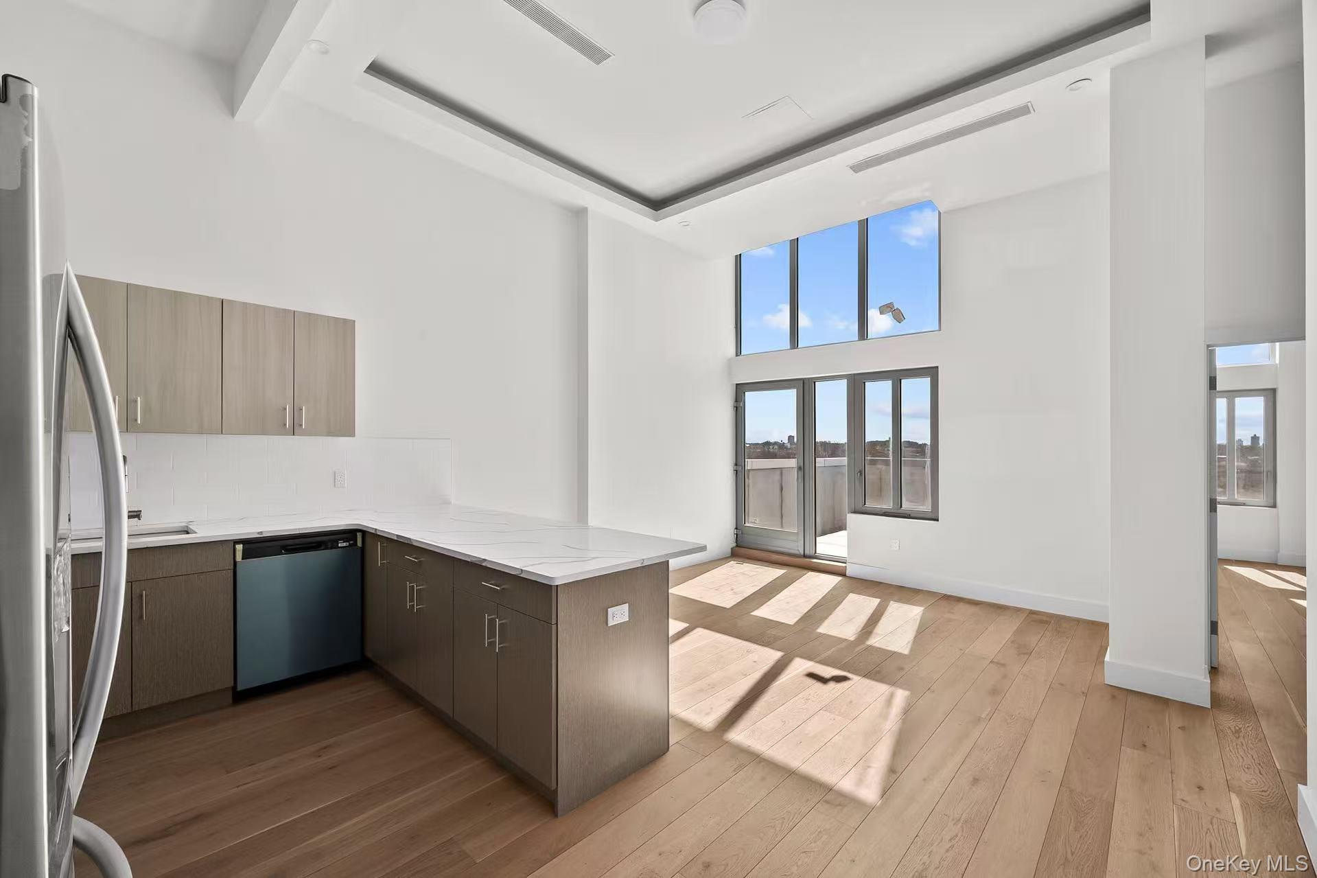 #4 photo, 13119 Fowler Avenue, Flushing , NY 11355