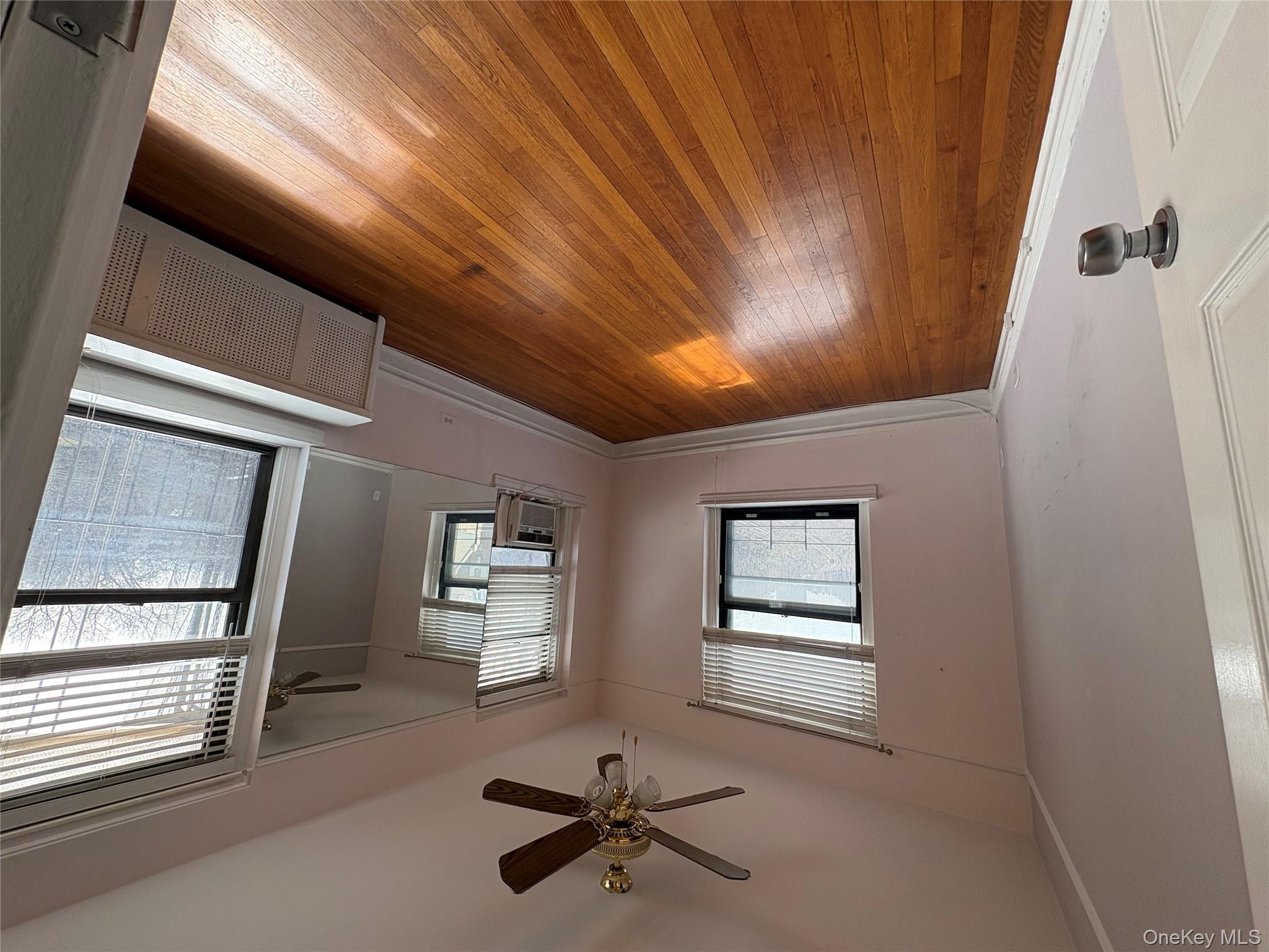 #3 photo, 72-34 Austin St, কুইন্‌স Forest Hills , NY 11375