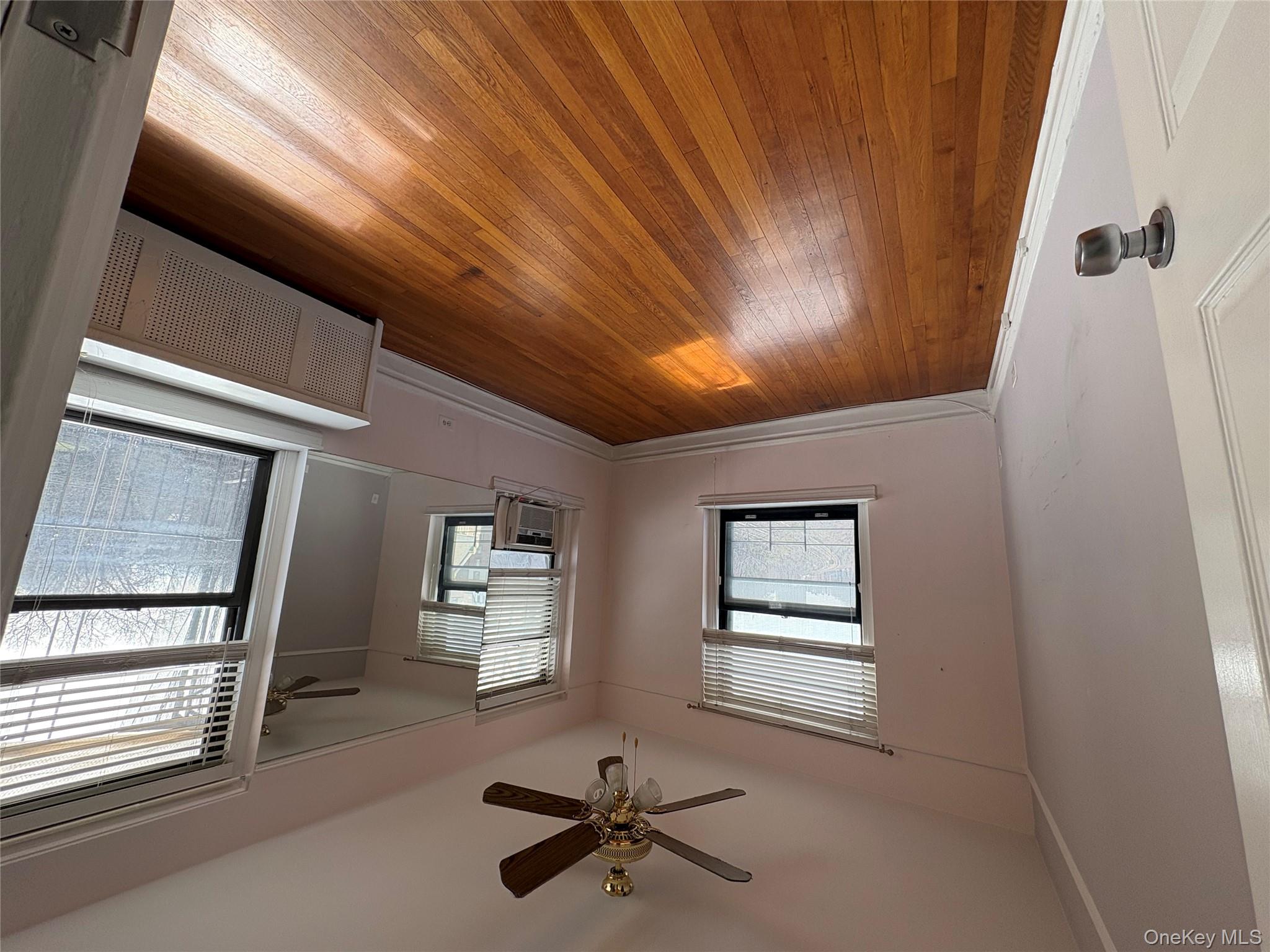 #4 photo, 72-34 Austin St, কুইন্‌স Forest Hills , NY 11375