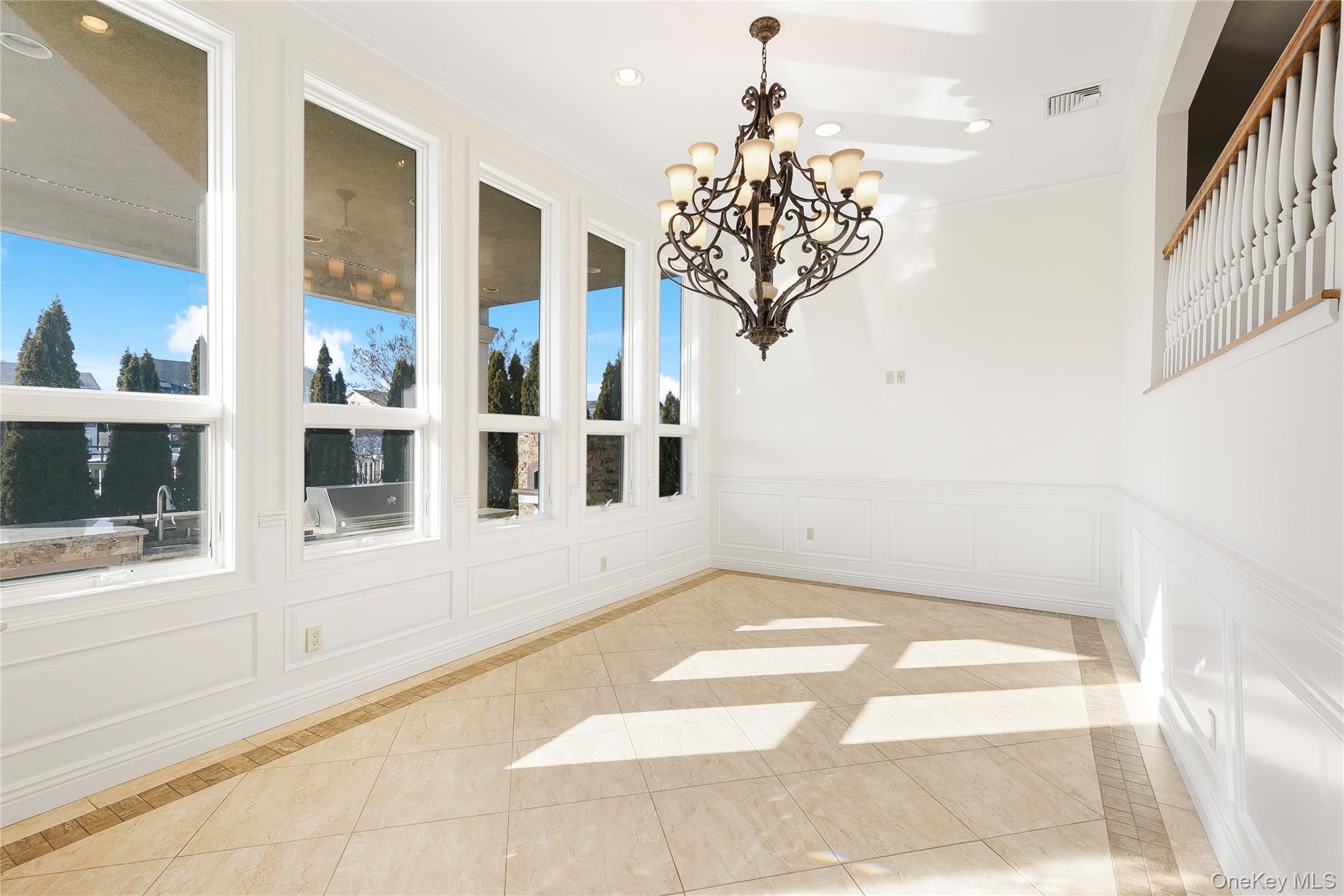 #10 photo, 2904 Riverside Drive, Wantagh , NY 11793