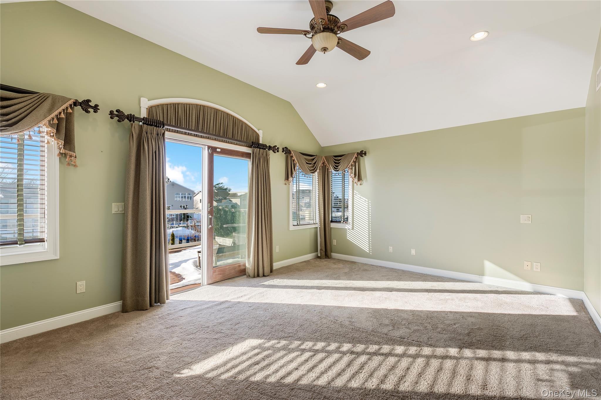 #14 photo, 2904 Riverside Drive, Wantagh , NY 11793