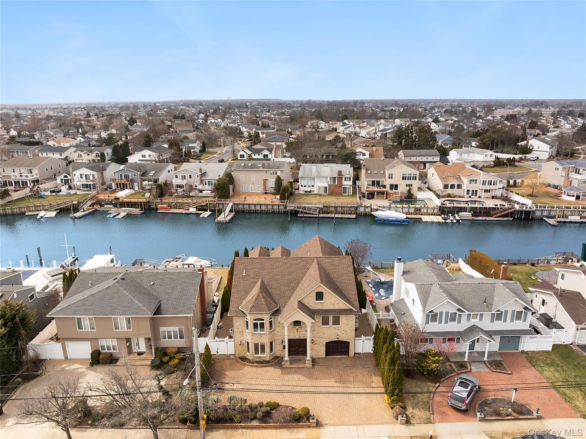 #2 photo, 2904 Riverside Drive, Wantagh , NY 11793