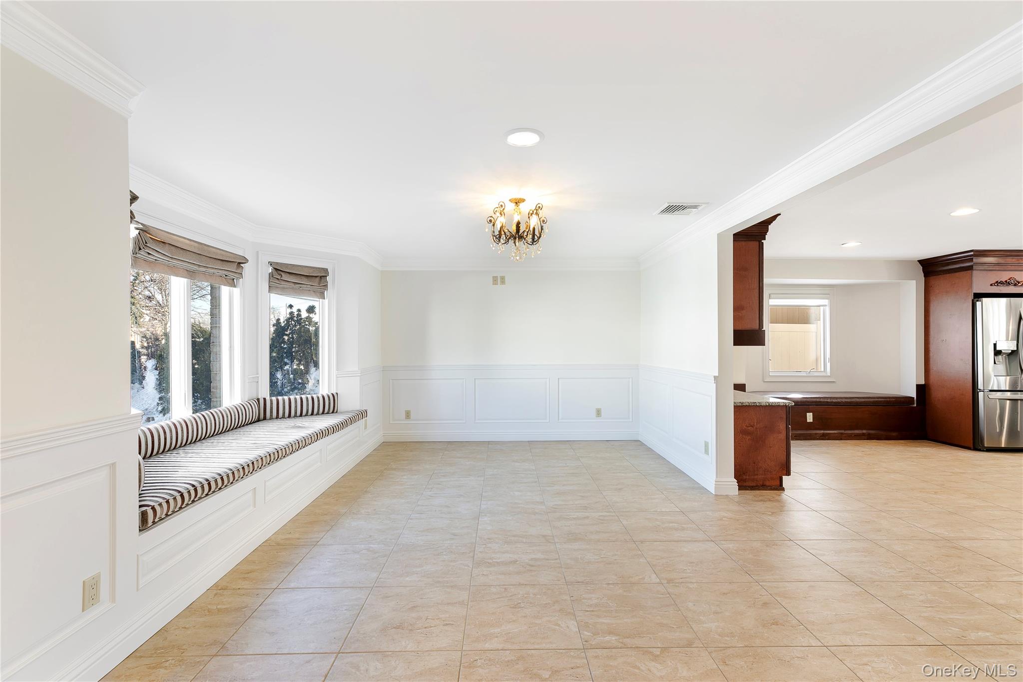 #5 photo, 2904 Riverside Drive, Wantagh , NY 11793