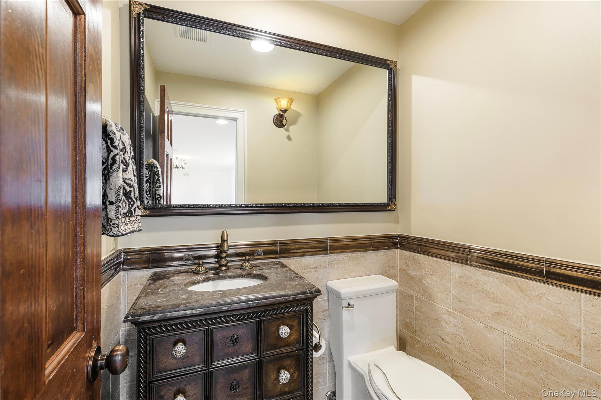 #9 photo, 2904 Riverside Drive, Wantagh , NY 11793