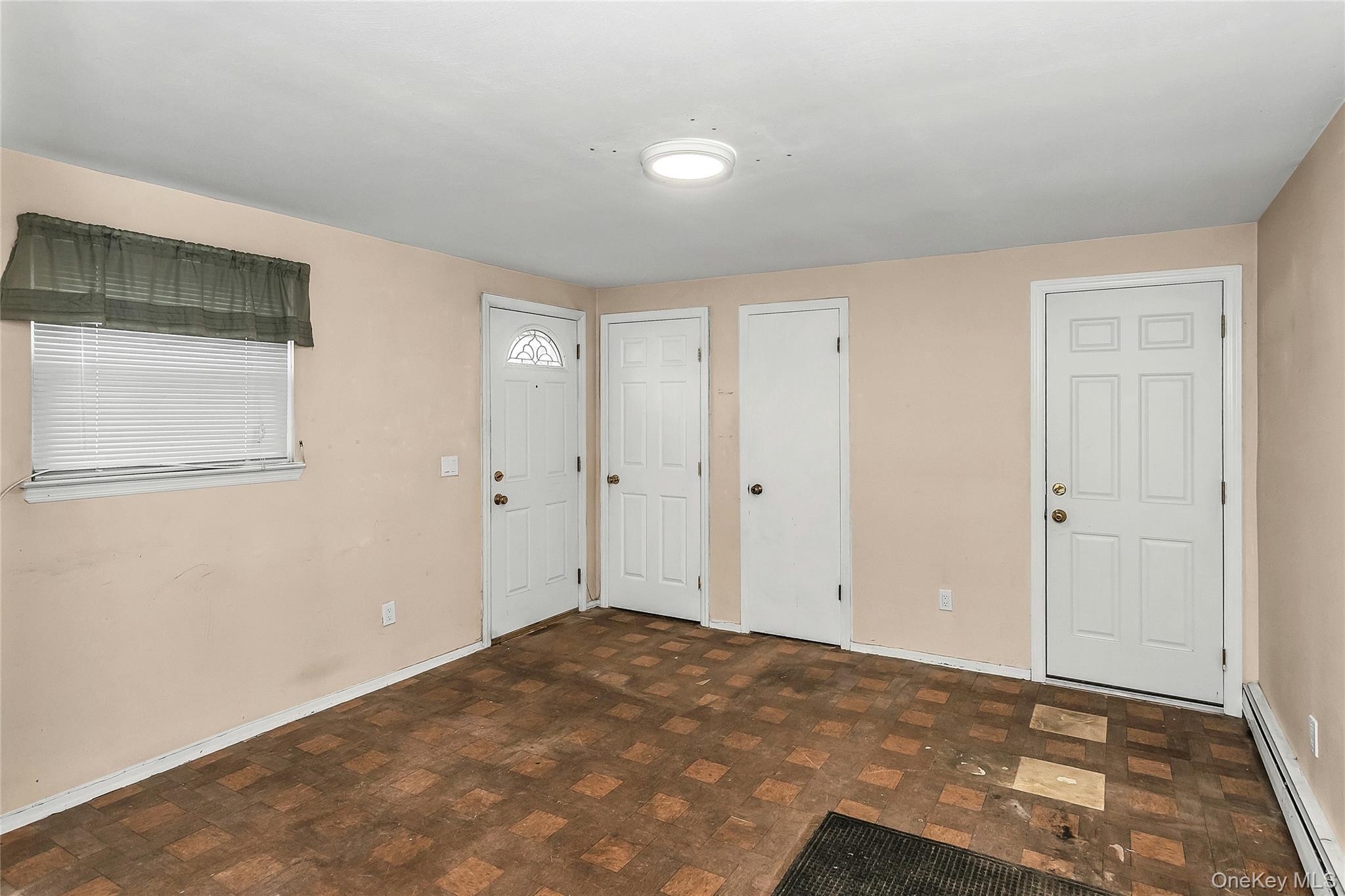 #19 photo, 512 Elm Street, West Hempstead , NY 11552