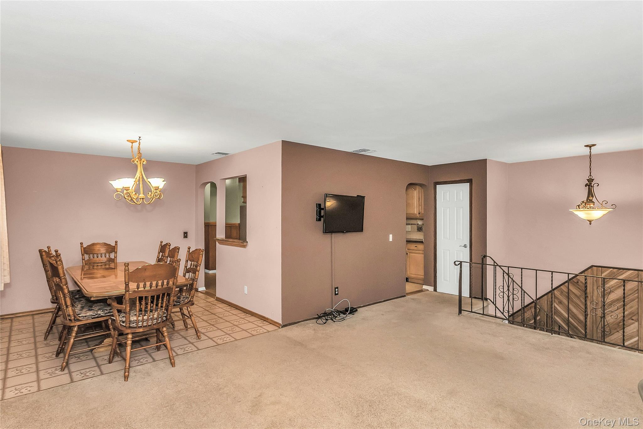 #6 photo, 512 Elm Street, West Hempstead , NY 11552