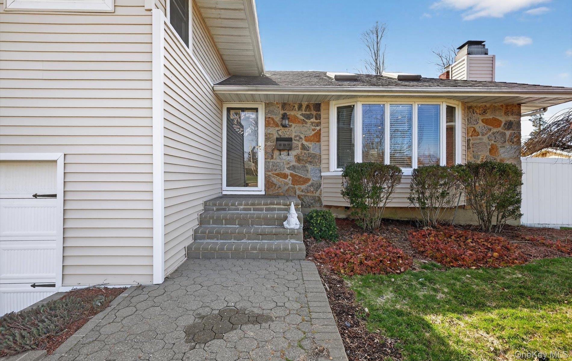 #5 photo, 6 Wren Drive, নাসাউ কাউন্টি Woodbury , NY 11797