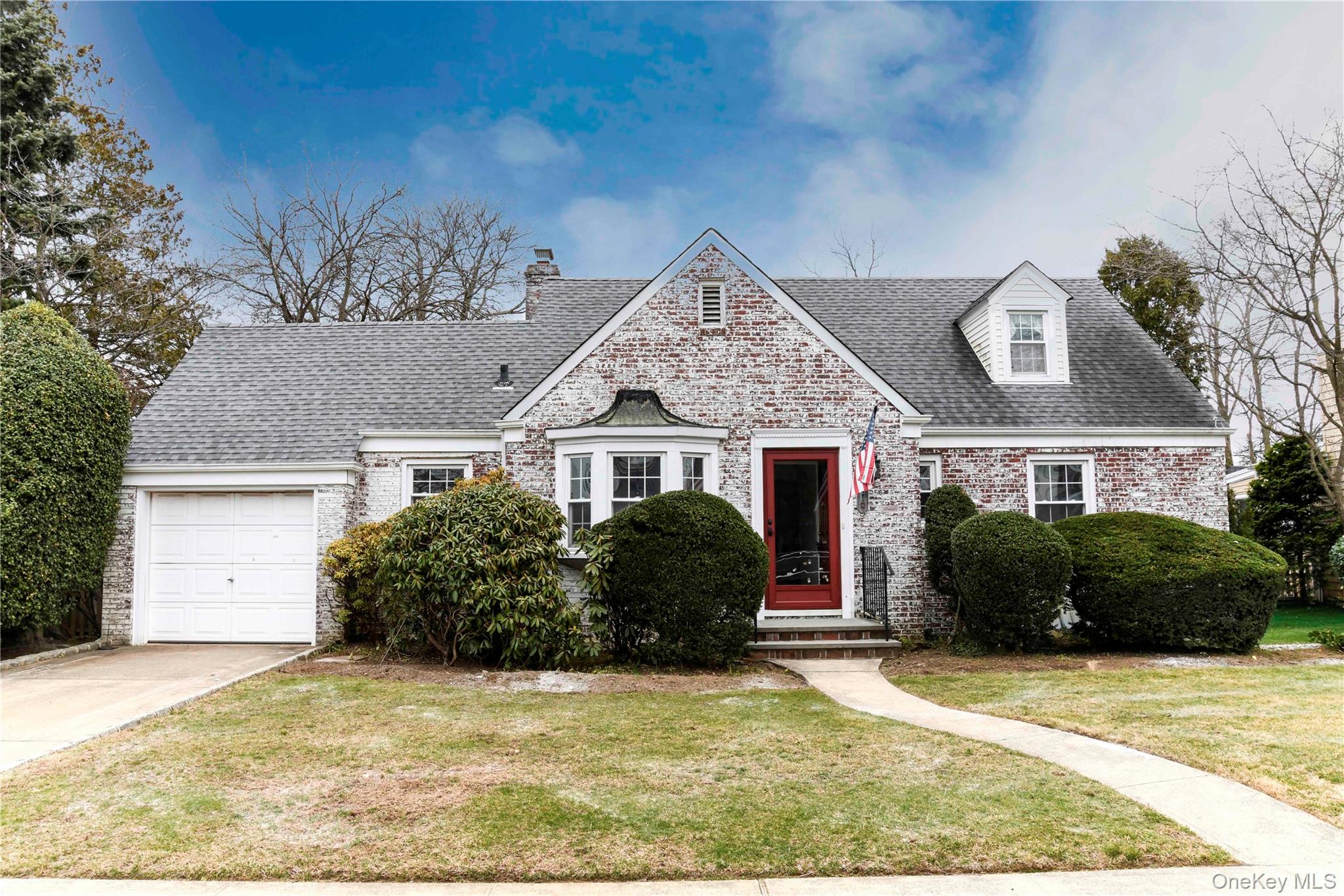 #1 photo, 138 Chestnut Street, Lynbrook , NY 11563